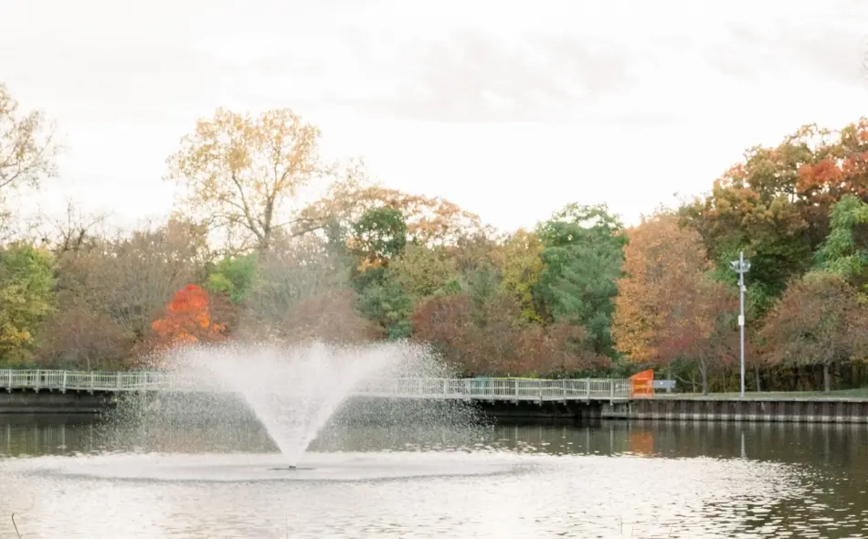 Greenwood Pond fountain